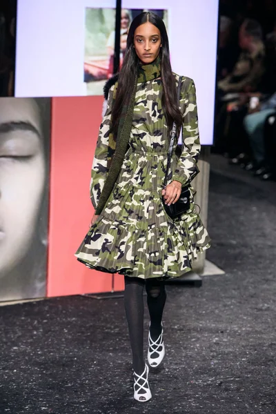Look 42